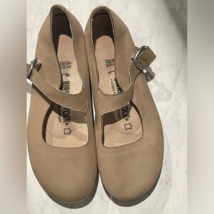 Birkenstocks- excellent condition!!!